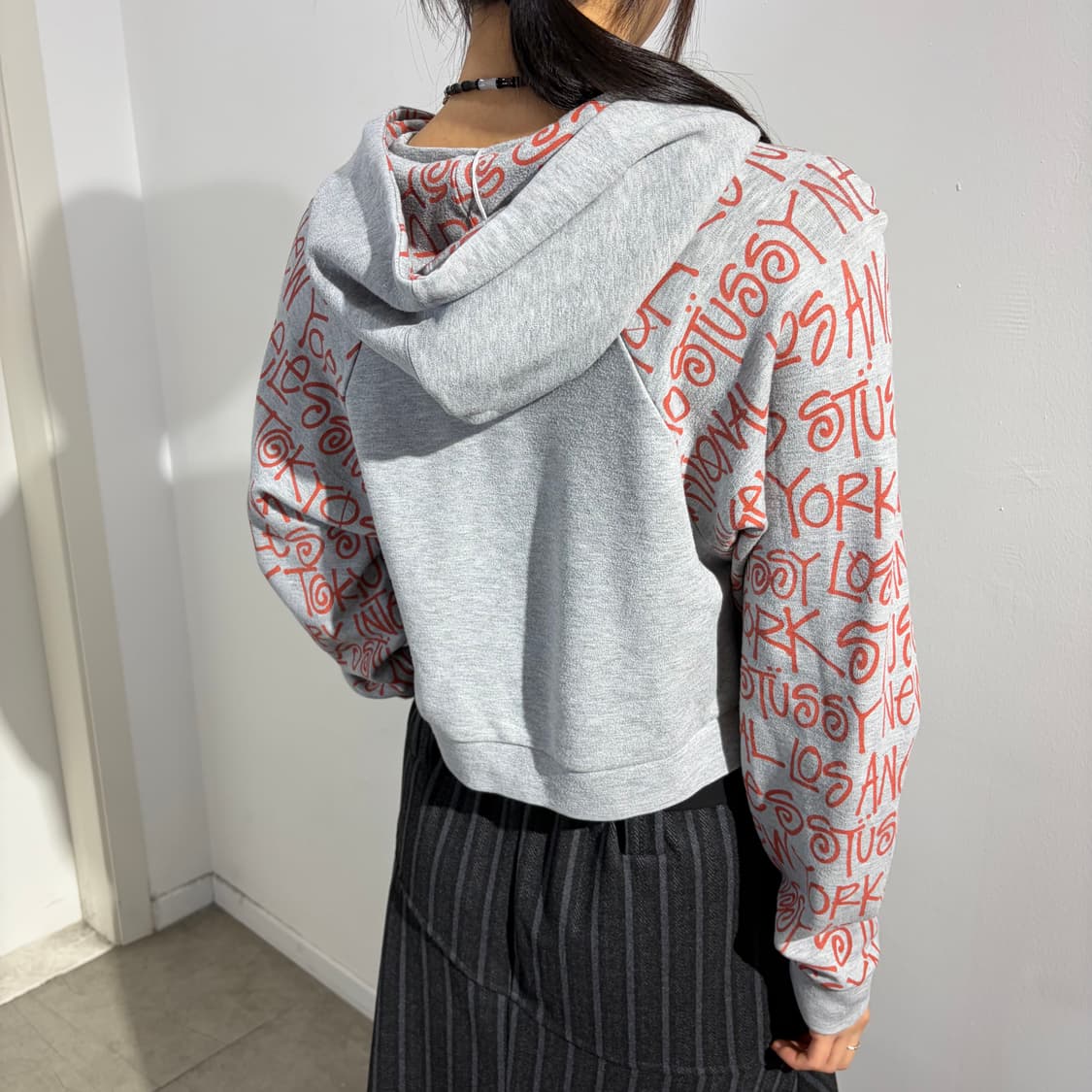 스투시 크롭 프린팅 후드티 상품이미지5