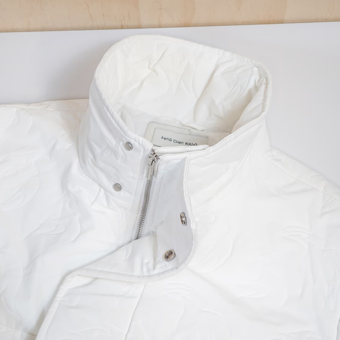 펑첸왕 엠보싱 패턴 자켓 상품이미지7