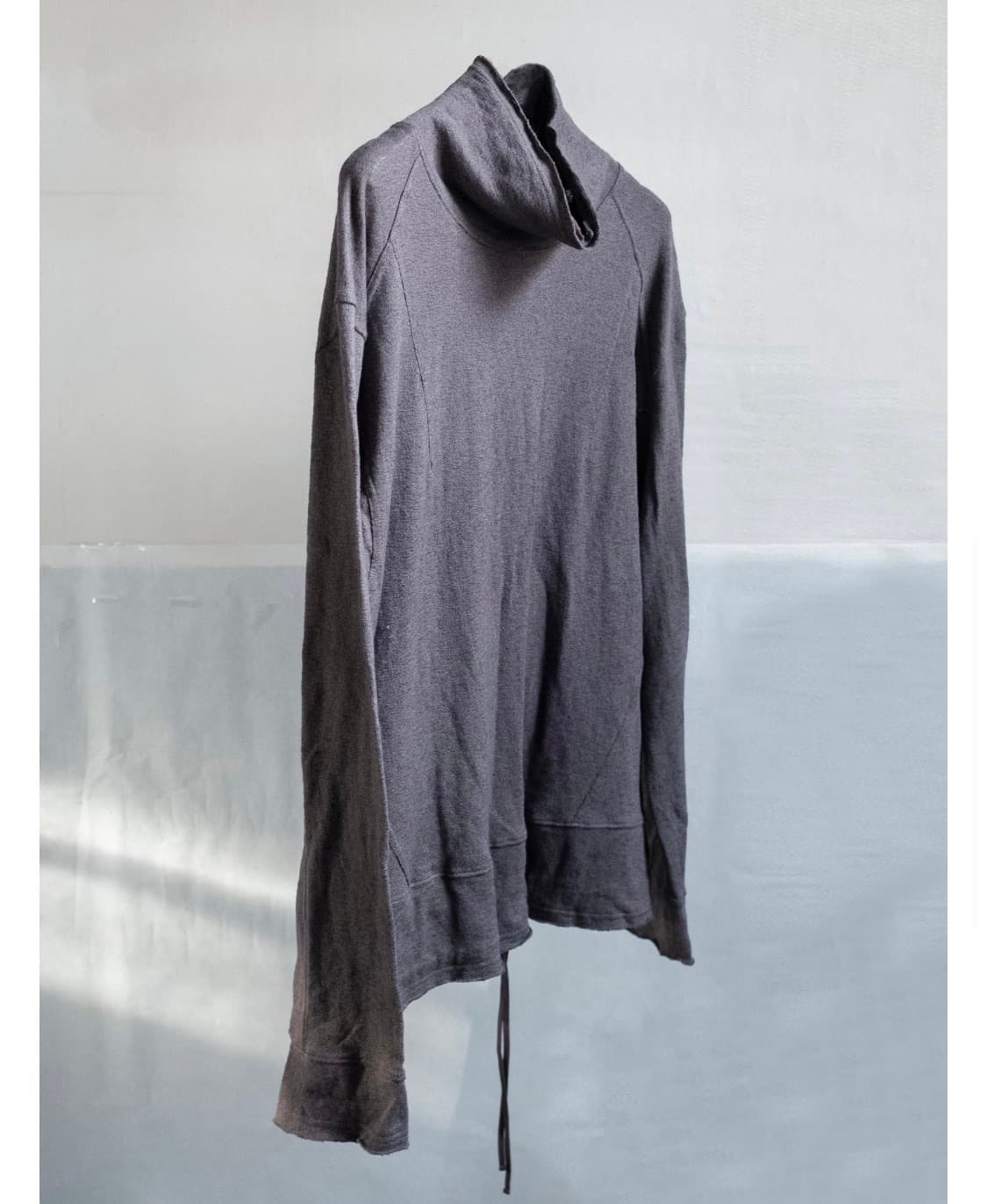 Blackmerle Drop Neck Top - Rat Grey 상품이미지4