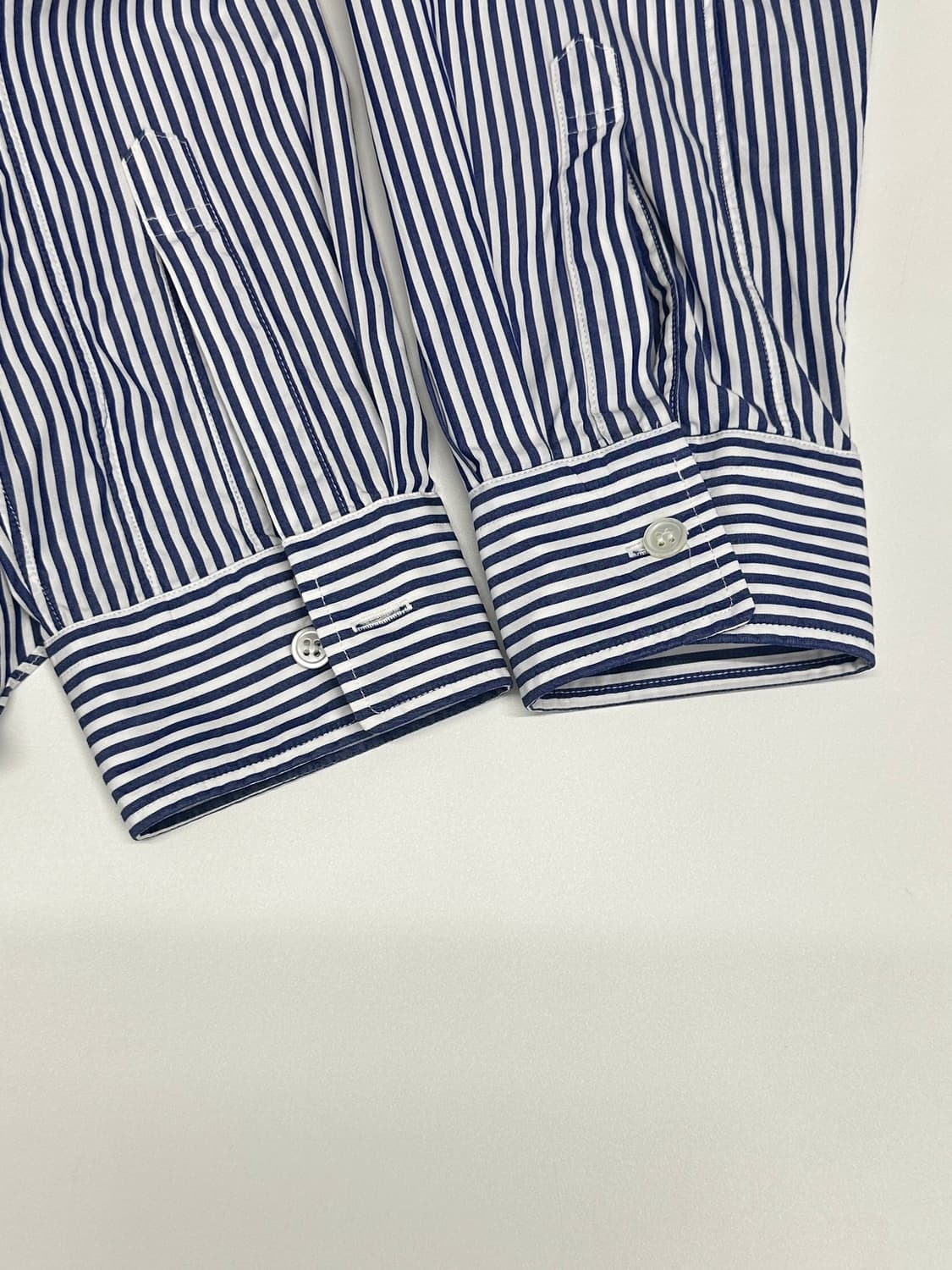 COMMEdesGARCONS 꼼데가르송 네이비컬러 스트라이프 셔츠 상품이미지4