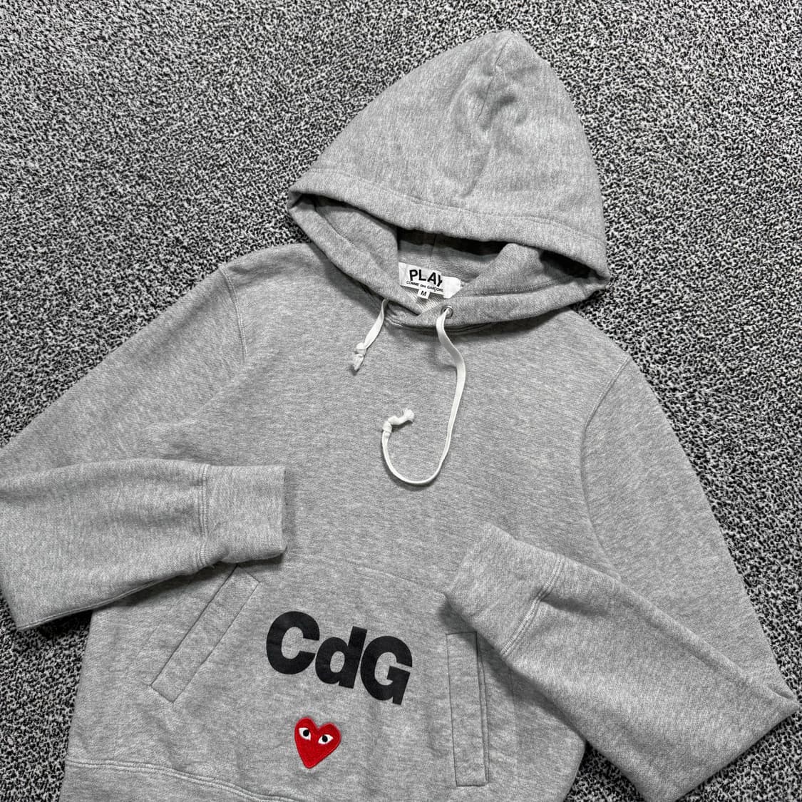 Name : 꼼데가르송 시그니처 미드로고 그레이컬러 후드티 :)  상품이미지3