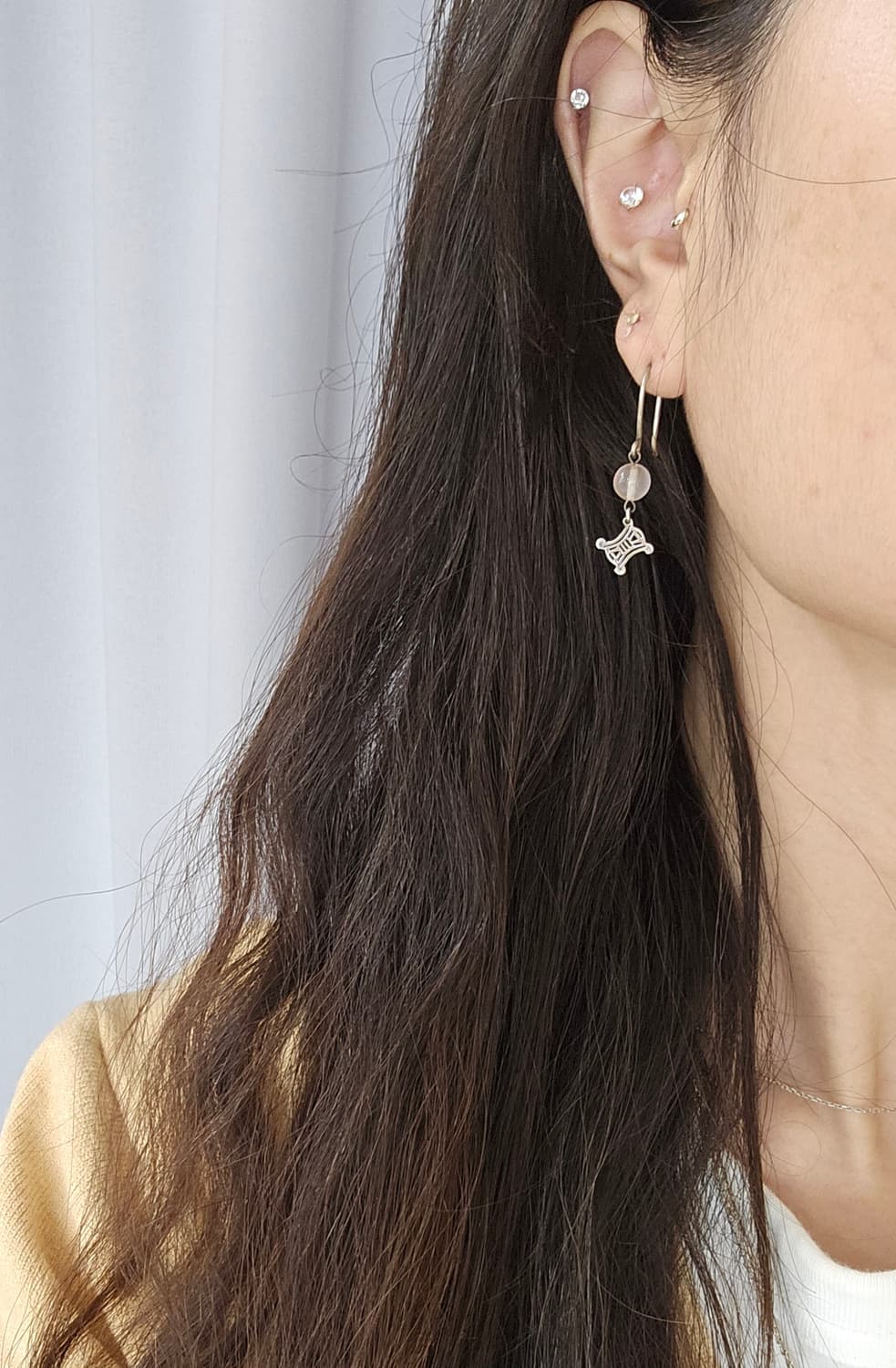 셀린느 빈티지 로즈쿼츠 드롭 이어링 (925 실버) [정품] 상품이미지5