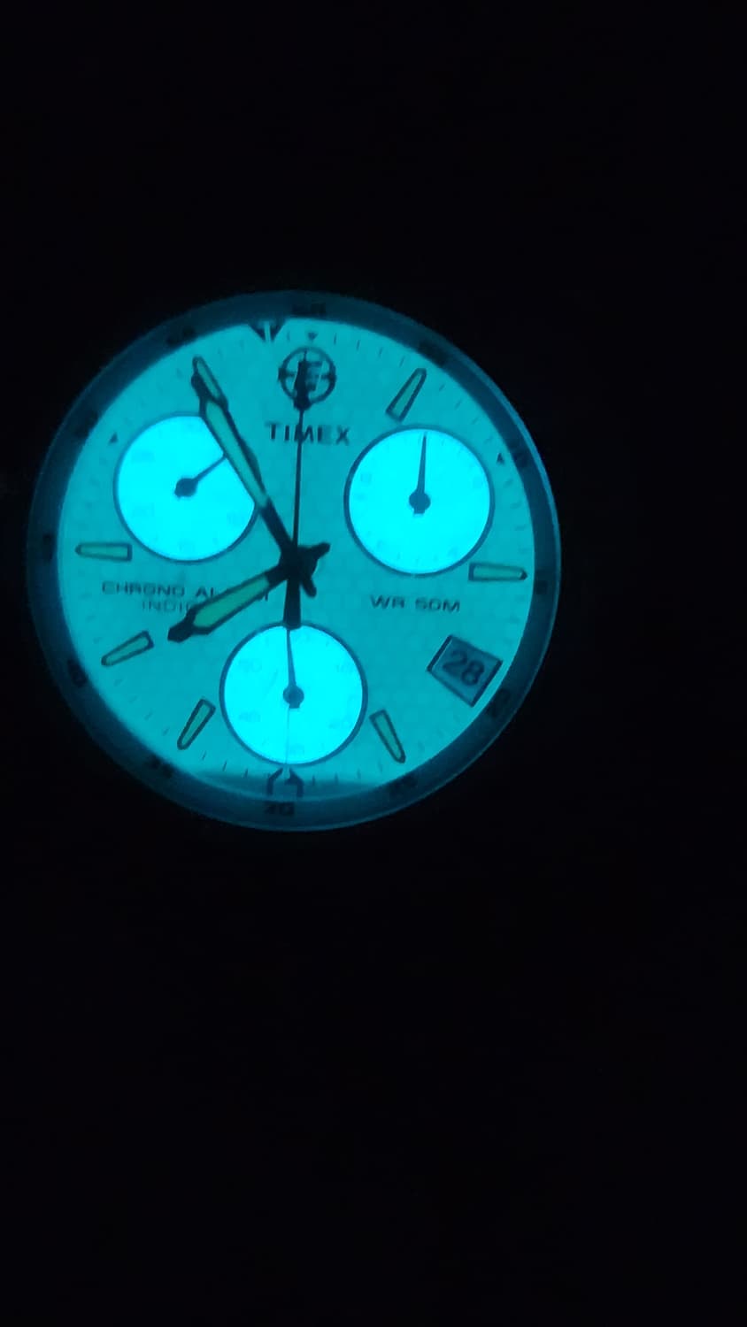 # Timex 타이맥스 익스페디션 인디글로 크로노그래프 시계 급처 상품이미지10