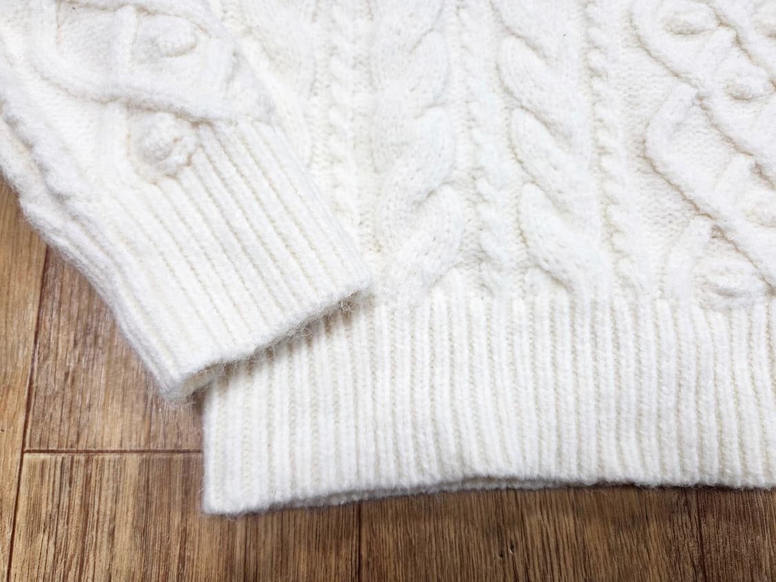 니어웨어 언유즈얼리(UNUSUALLY) 케이블니트 프리사이즈 새상품 상품이미지5