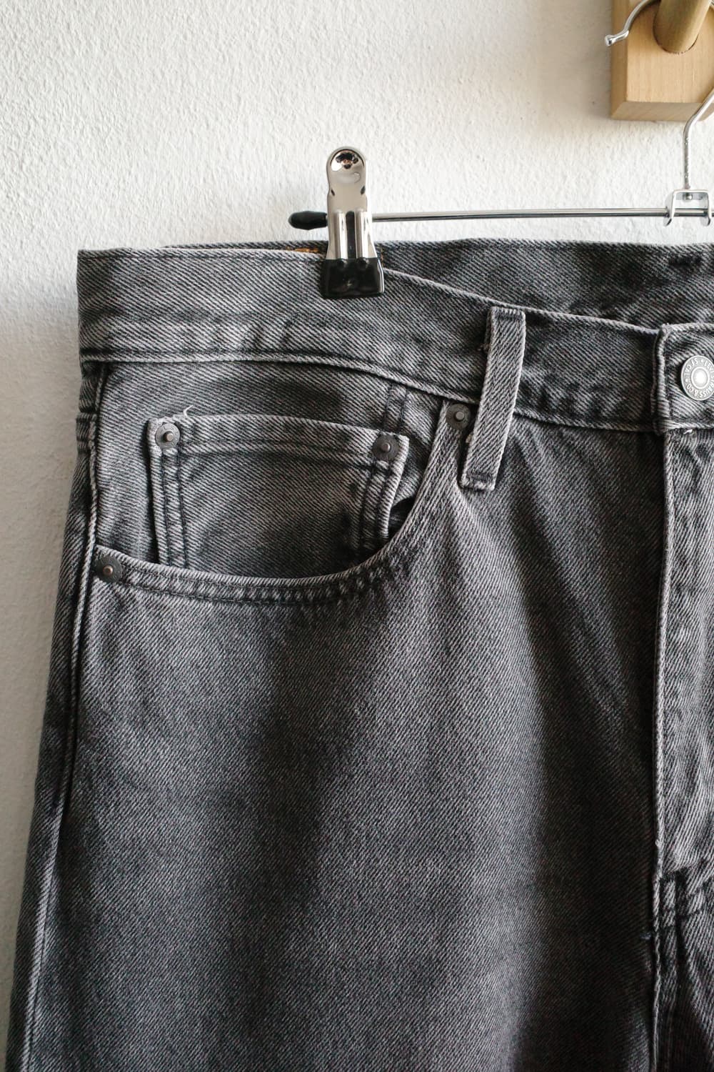 리바이스 프리미엄 568 블랙 데님 팬츠 상품이미지4