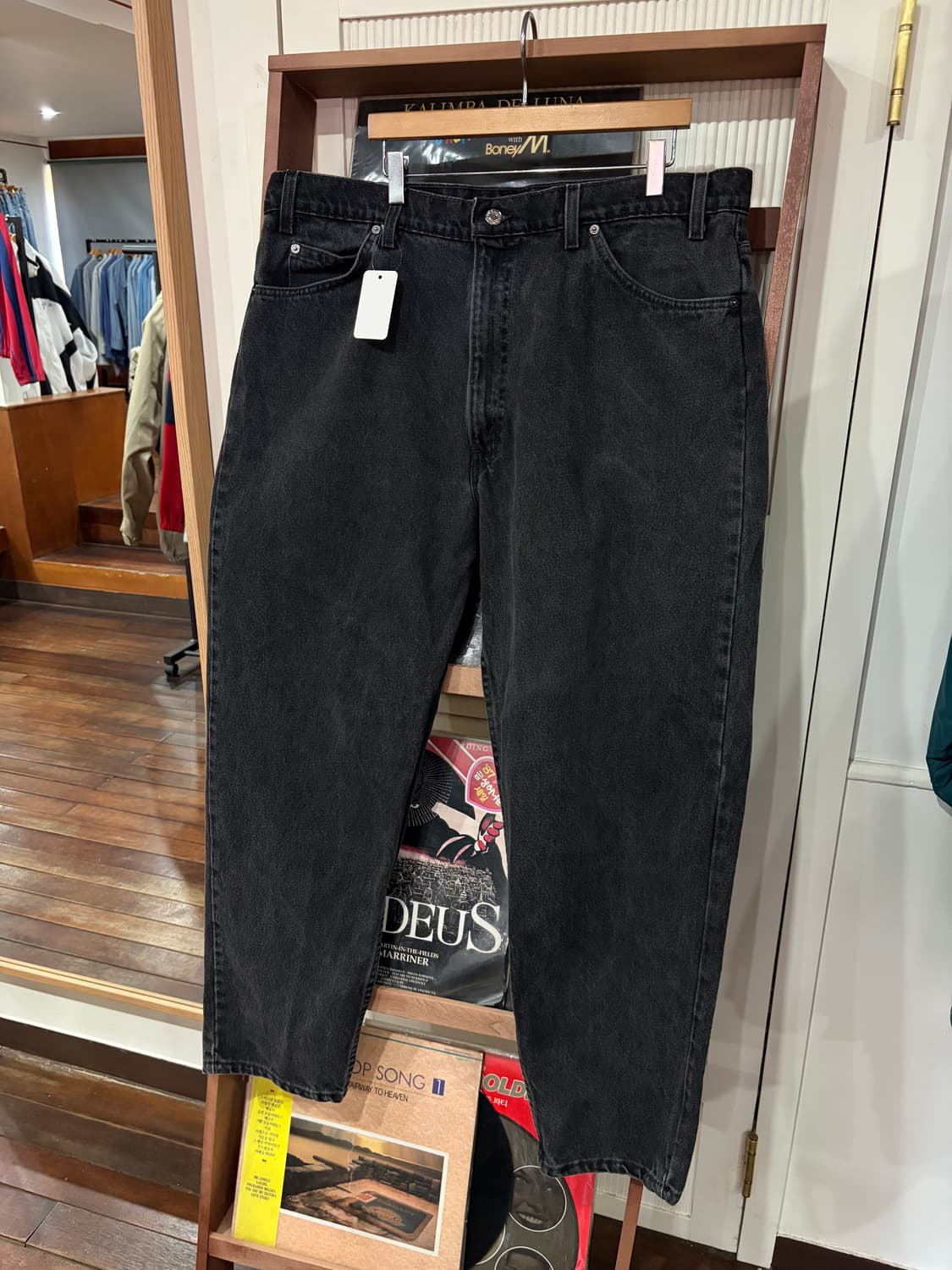 J32 90s USA 리바이스 550 흑청 데님팬츠 40X30 상품이미지1