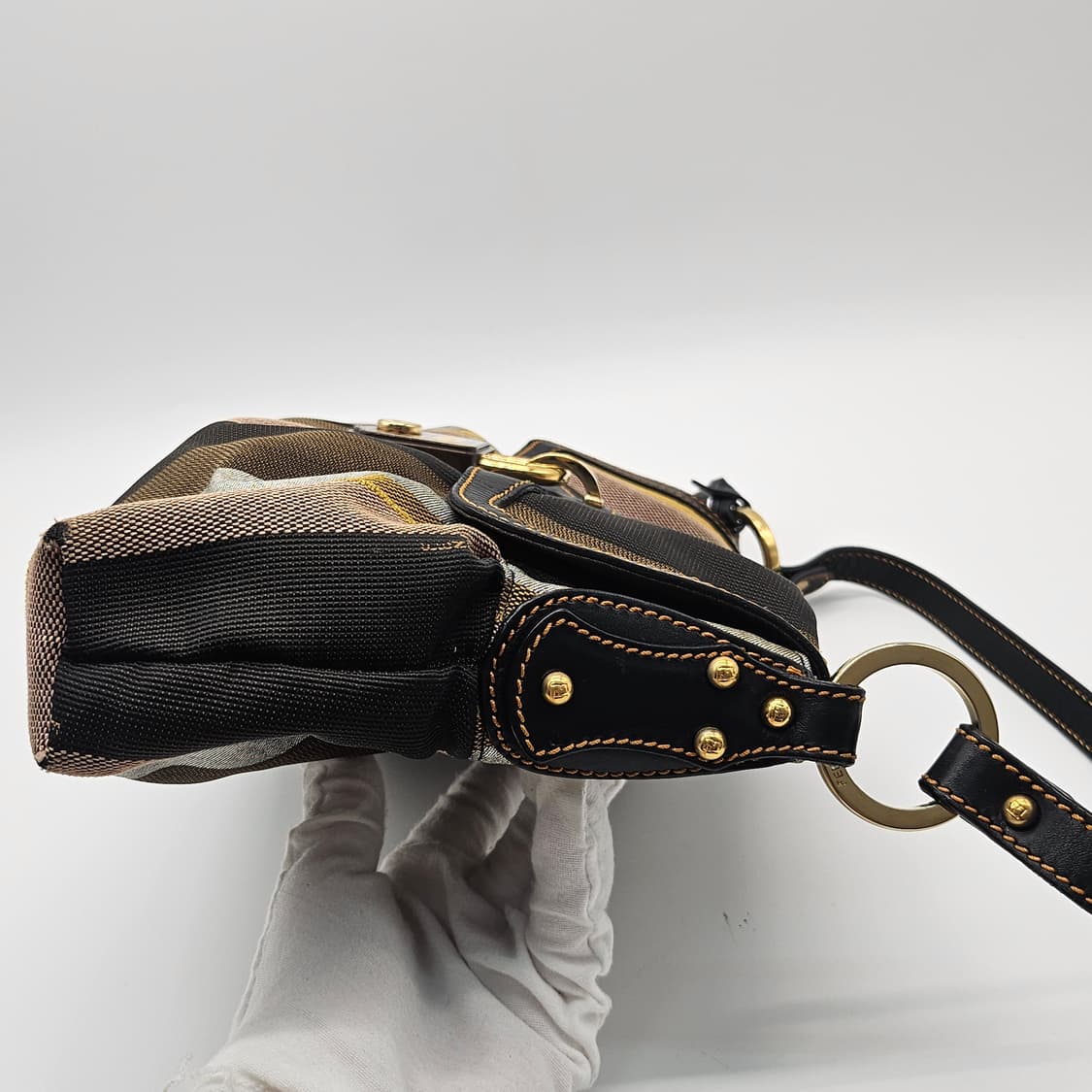 정품 펜디 페퀸 스프라이트 숄더백 상품이미지4