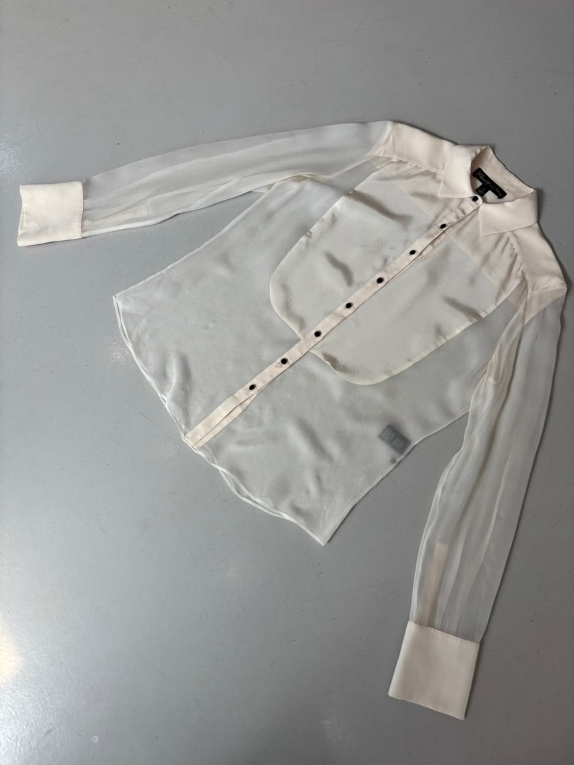 Elizabeth And James Sheer Silk Blouse 상품이미지3
