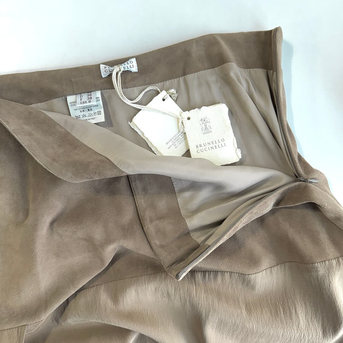 브루넬로쿠치넬리 언발 헴 레더 스커트 [새상품] 상품이미지2