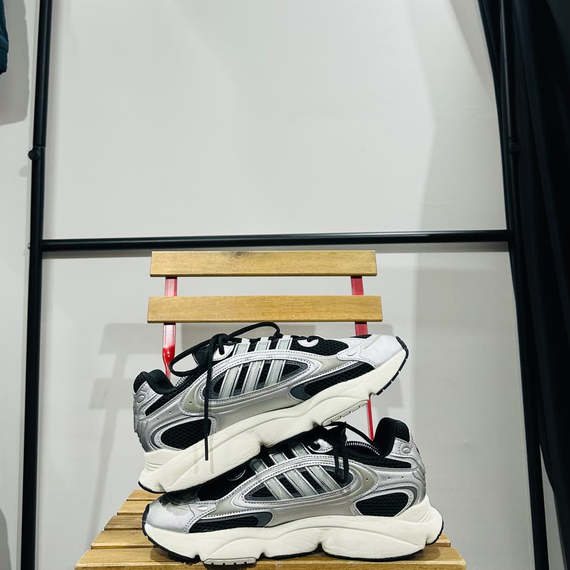 285) 아디다스 운동화 남성 남자 신발 오즈밀렌 코어 블랙 그레이 상품이미지7