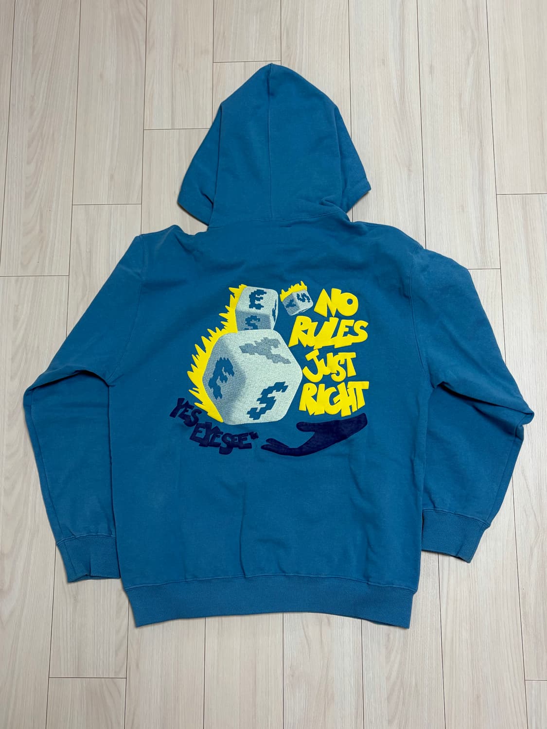 예스아이씨 Y.E.S Dice Hoodie Light Blue (S) 상품이미지3