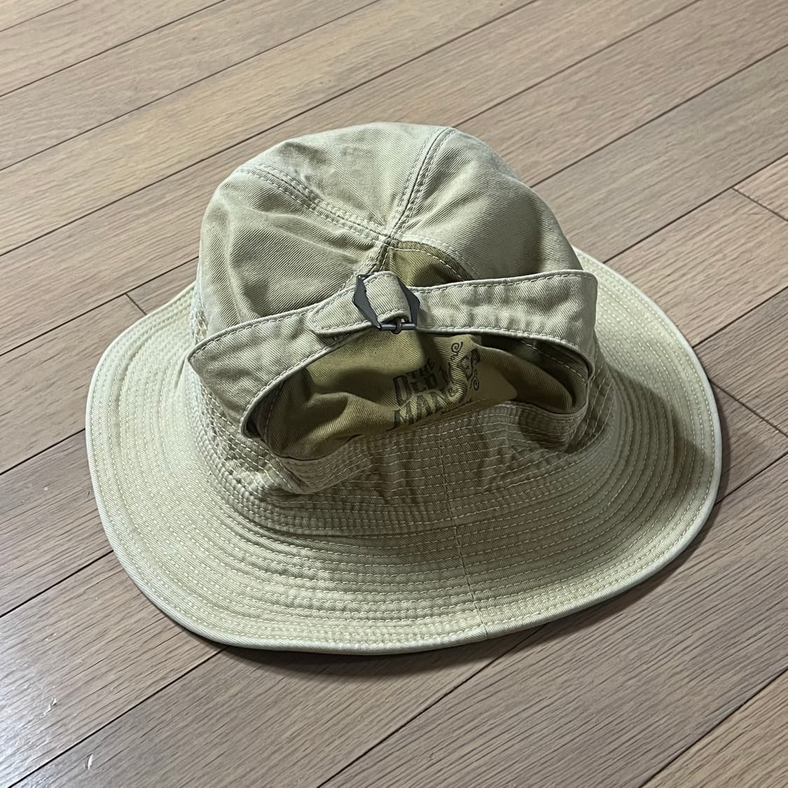 캐피탈 노인과 바다 버킷햇 상품이미지2