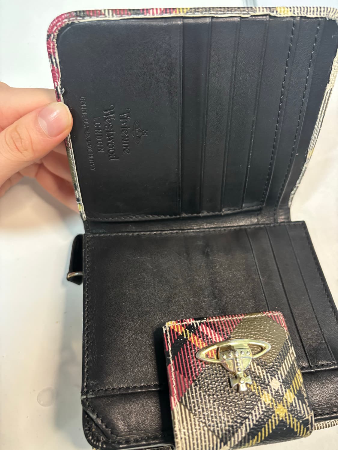 비비안웨스트우드 체크 포켓 지갑 상품이미지3