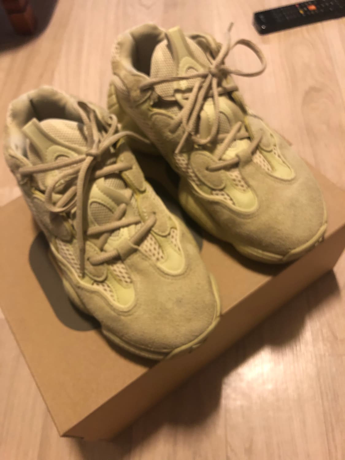 [255] yeezy 500 슈퍼문 상품이미지1