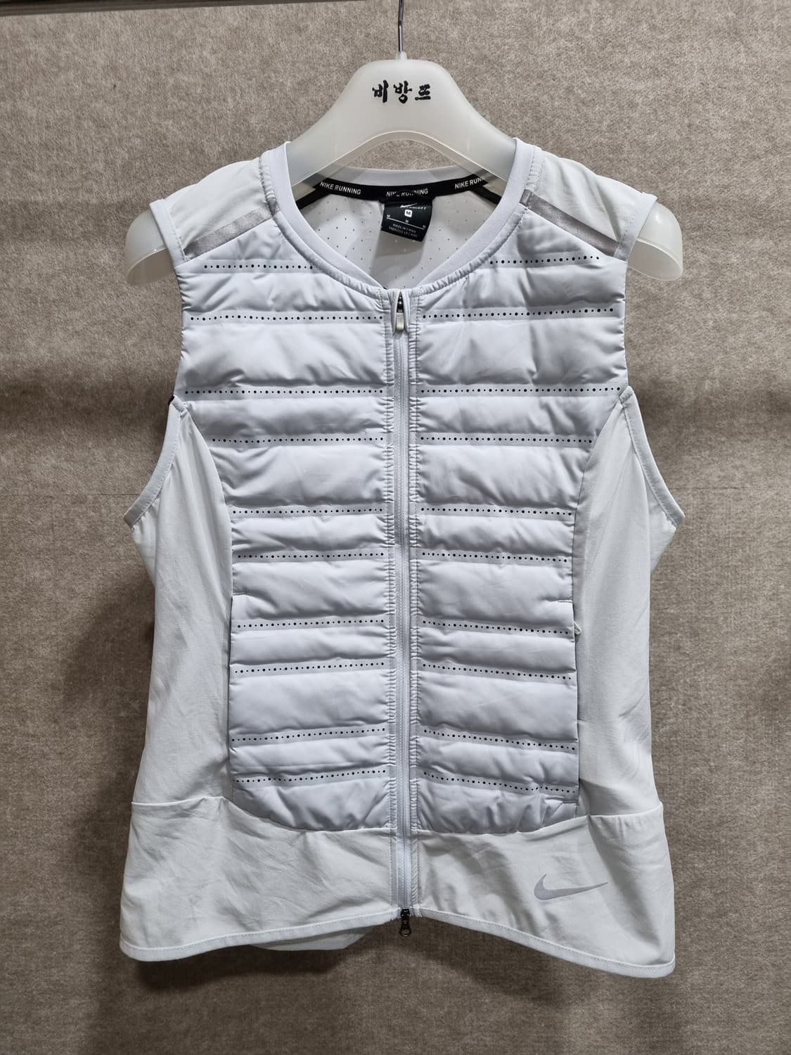 여성 M 나이키 에어로로프트 베스트 조끼 상품이미지1