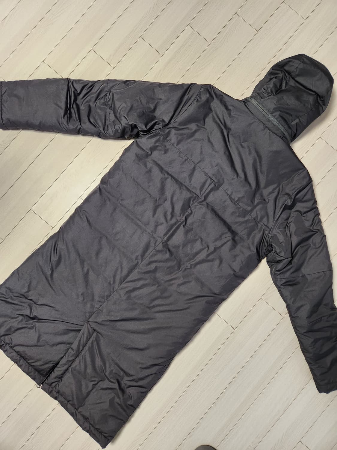 새상품급)나이키 709740-060 AS 미디엄 필드 롱패딩 축구 패딩  상품이미지9