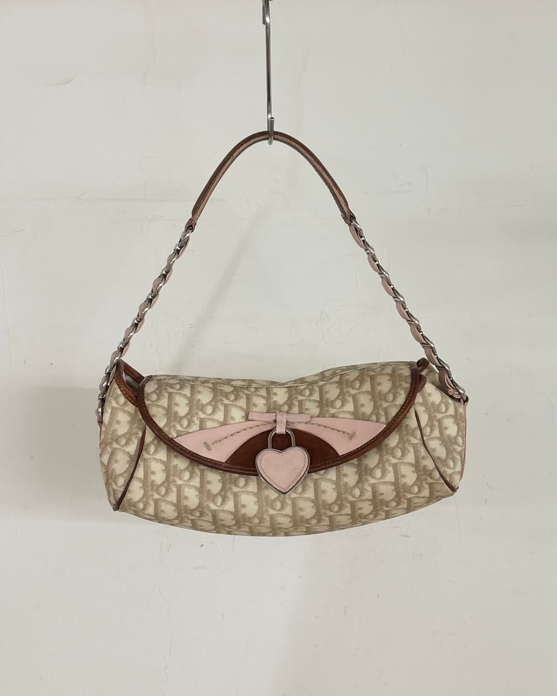 디올 베이지 오블리크 로맨틱 바게트 숄더백 상품이미지2