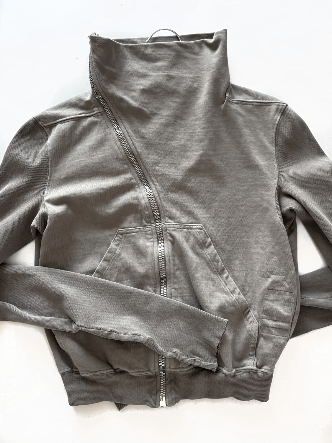 릭오웬스 다크쉐도우 하이넥집업 상품이미지2