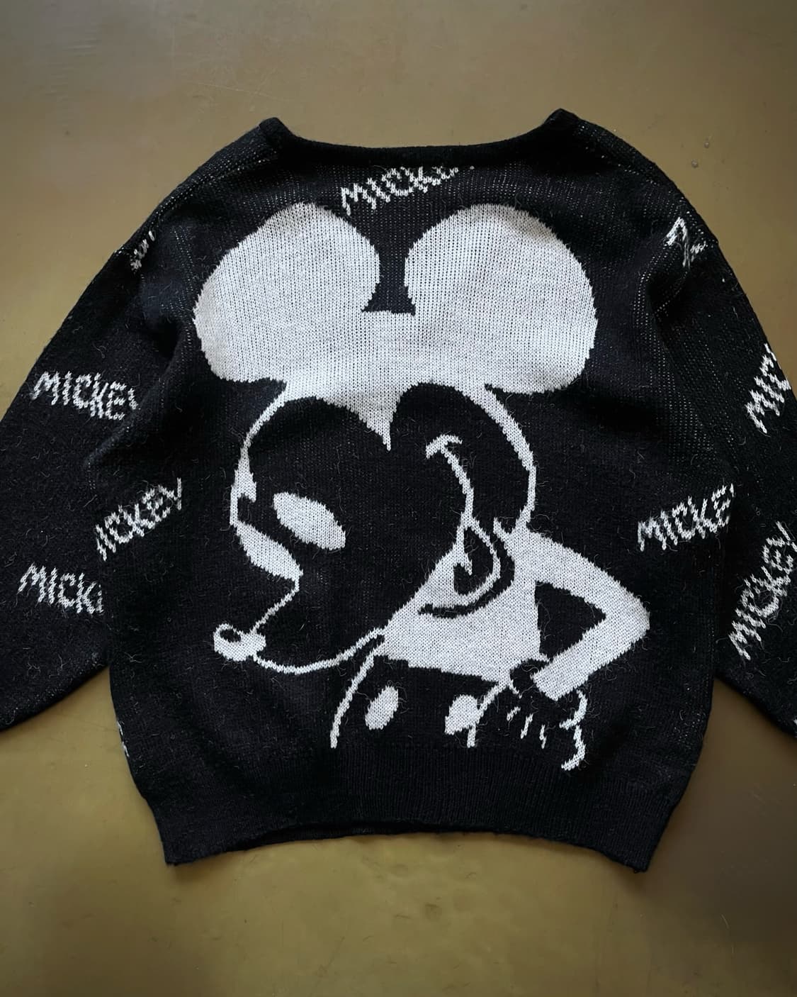 1980s YOSHIMURA Disney Hairy V-Neck Knit 상품이미지8