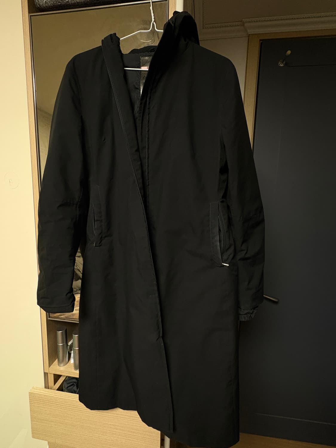 프라다 00s 나일론 트렌치 코트 상품이미지1