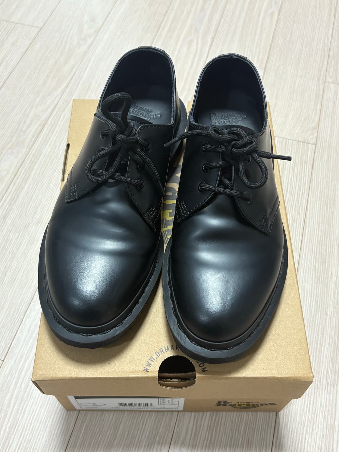 닥터마틴 1461 3홀 모노 블랙 240 상품이미지2