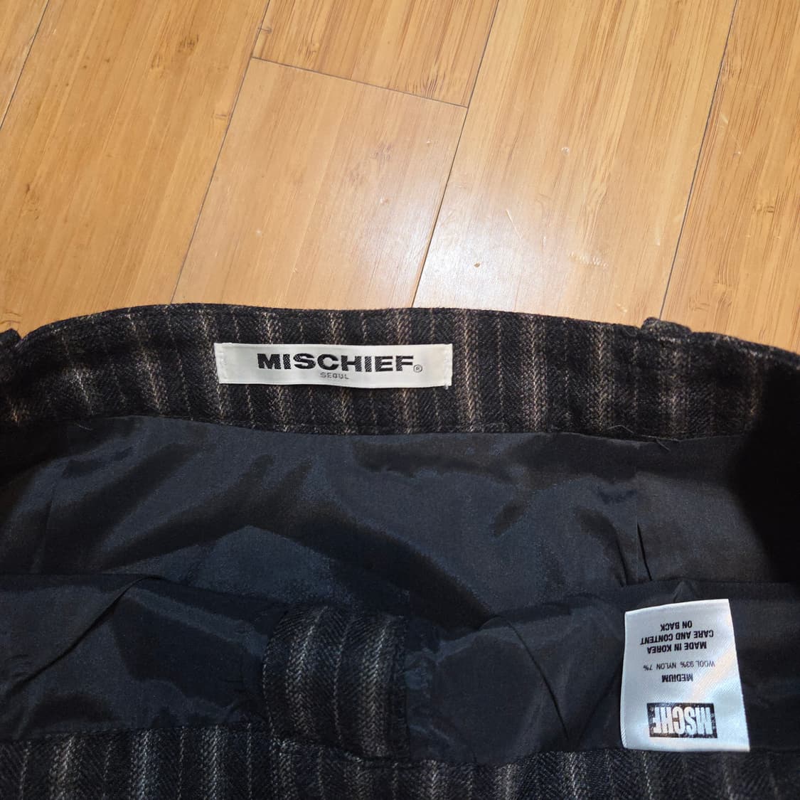 미스치프 스트라이프 베스트 & 스커트 셋업 (M) 상품이미지9