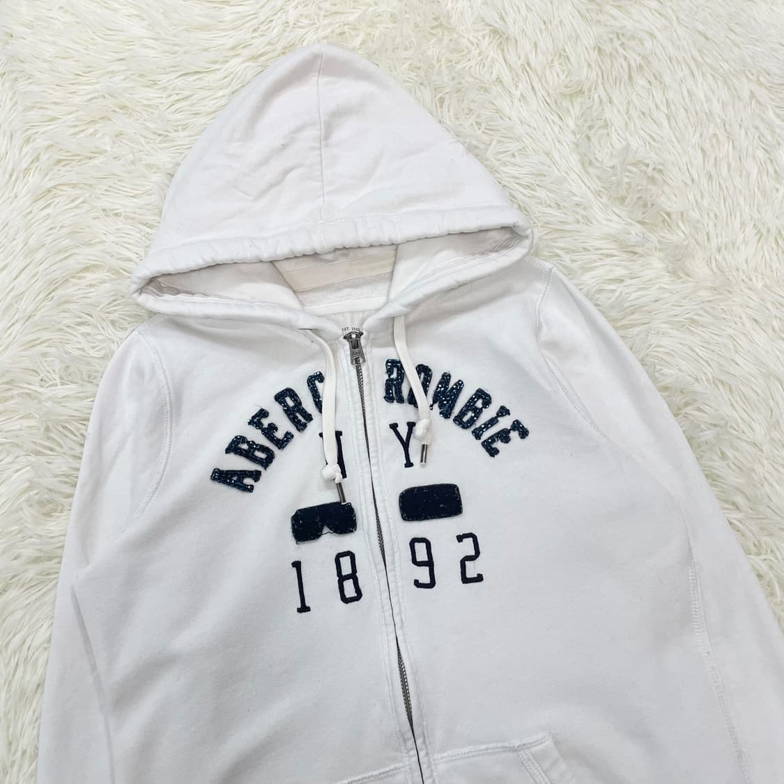 아베크롬비 아치 로고 후드집업 화이트 상품이미지3