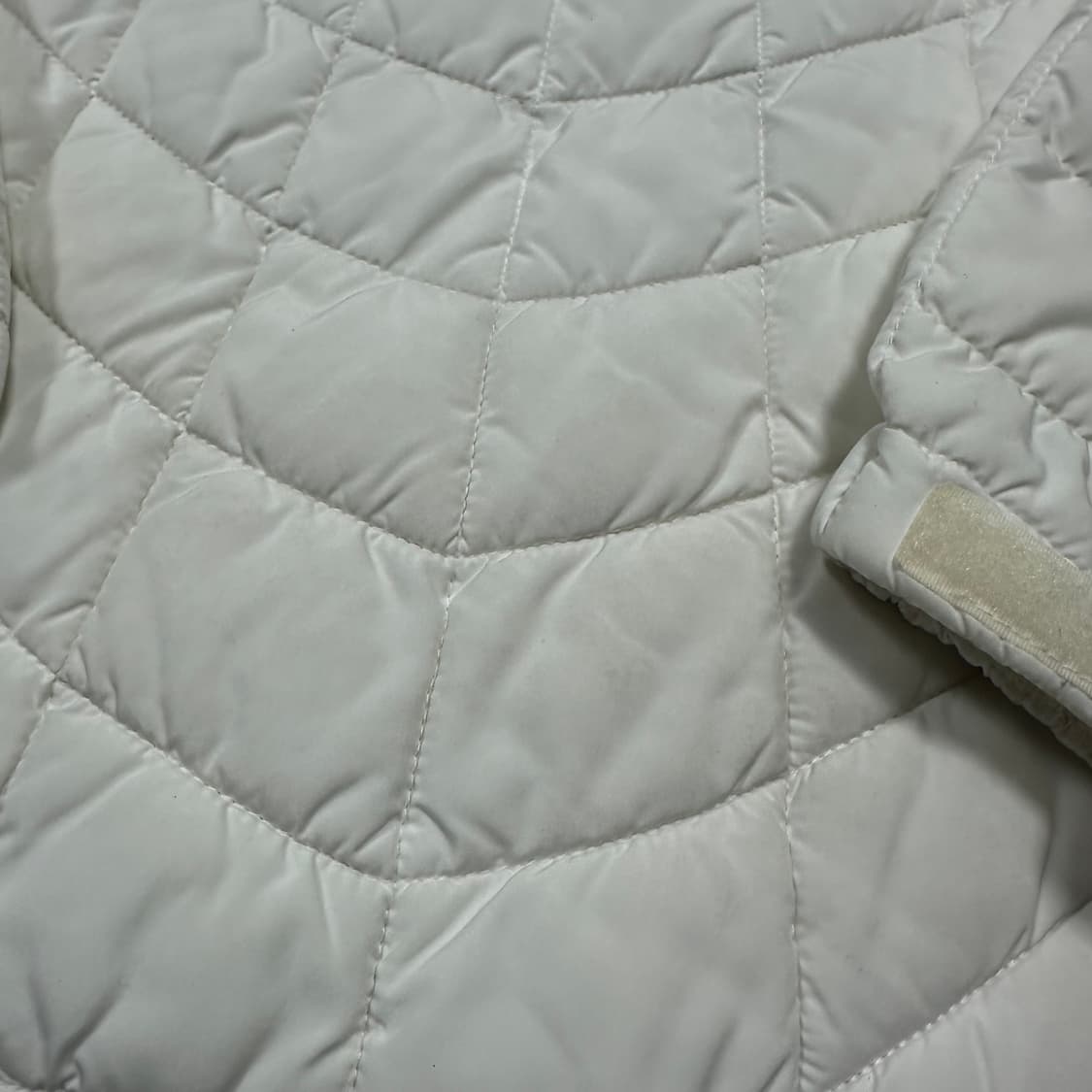 ✨ (바배) FGO 골프 화이트 여성 경량 패딩  상품이미지7