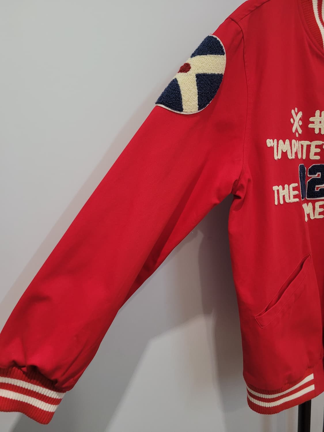 더 매드니스 스타디움 자켓 L사이즈 상품이미지3