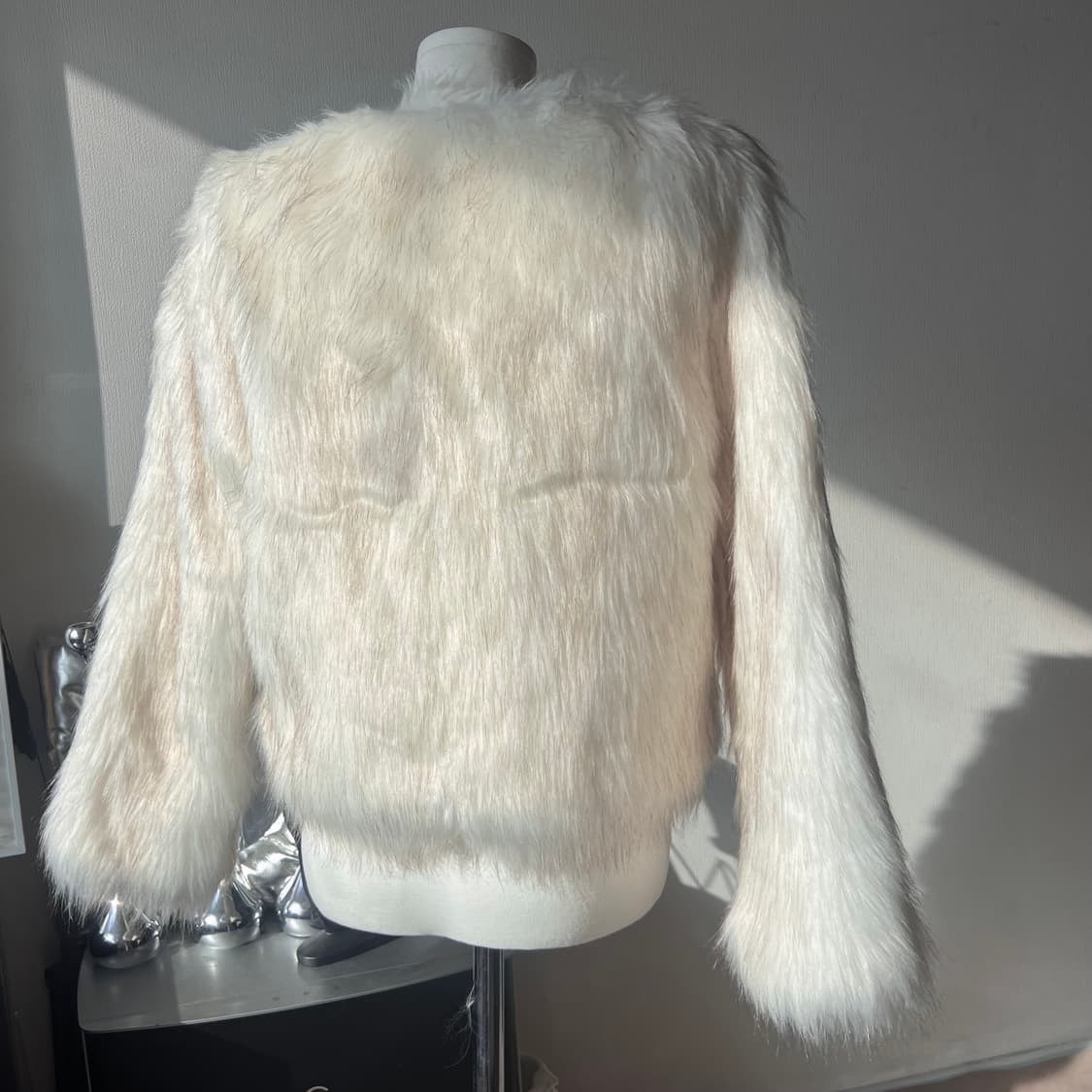 [새상품]아이보리 믹스 브라운 페이크 퍼자켓 상품이미지4