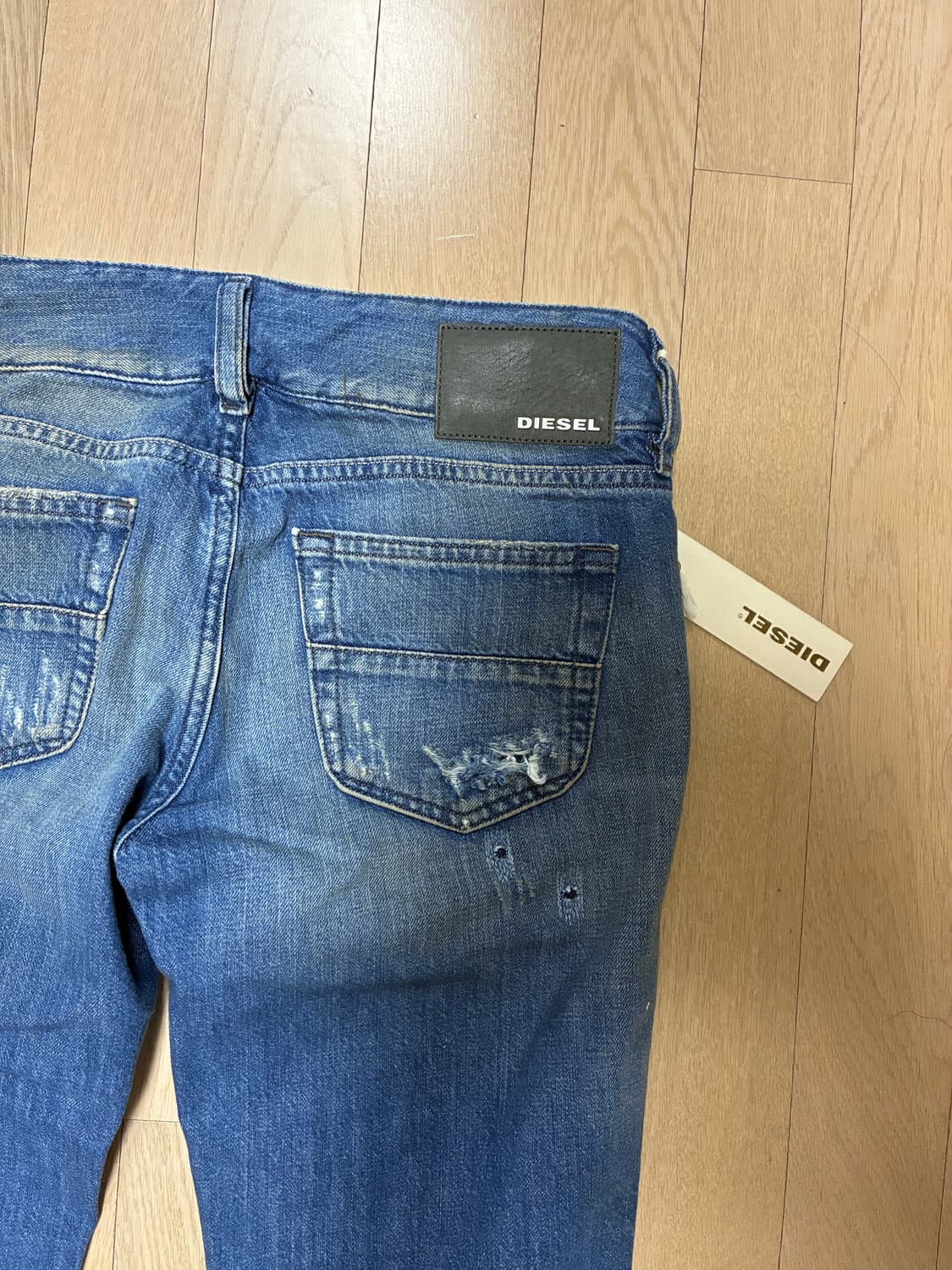 디젤 그런지 디스트로이드 플레어 부츠컷 데님 상품이미지7