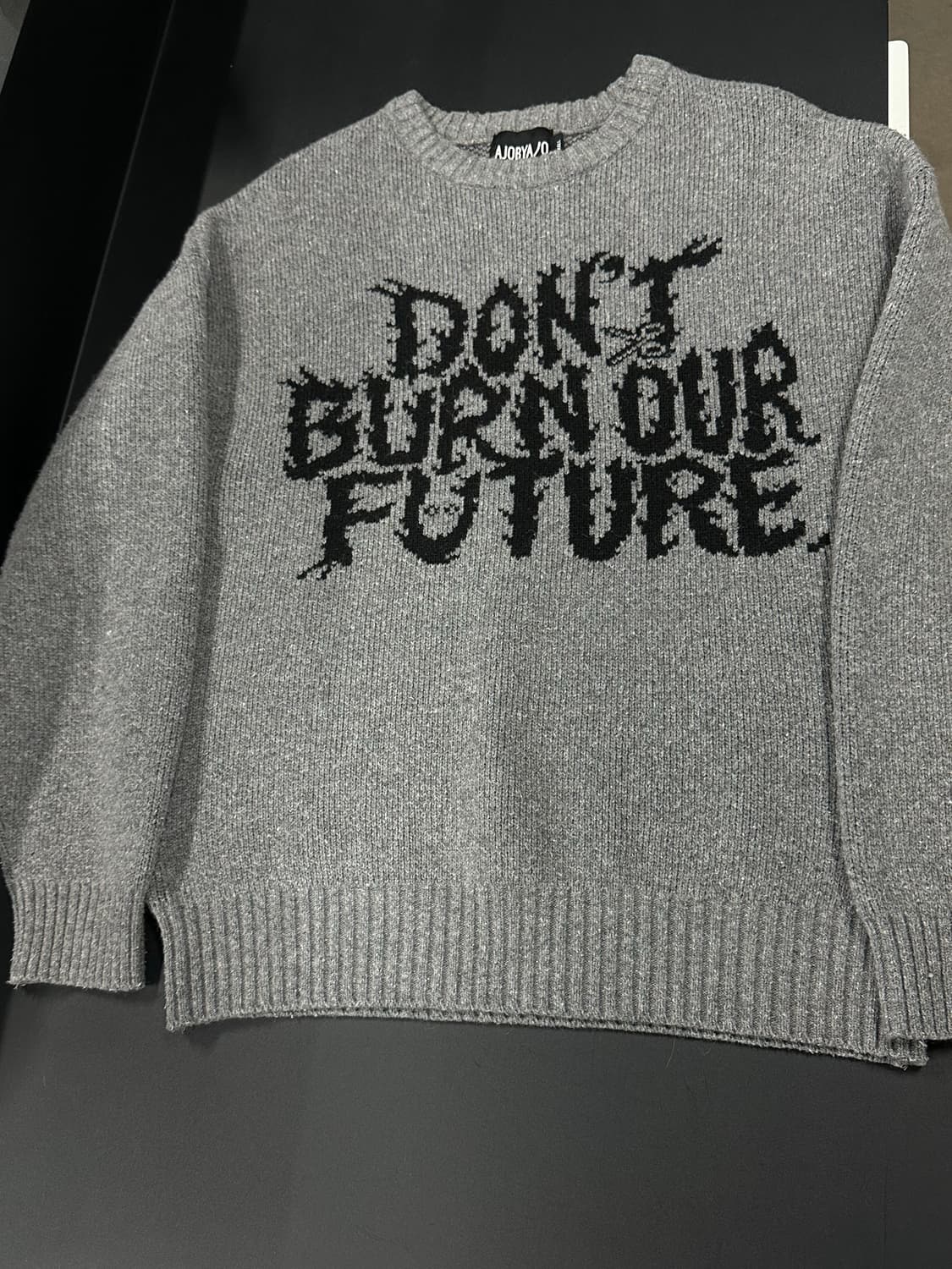 아조바이아조 그레이 DBOF 레터링 울 니트 상품이미지4