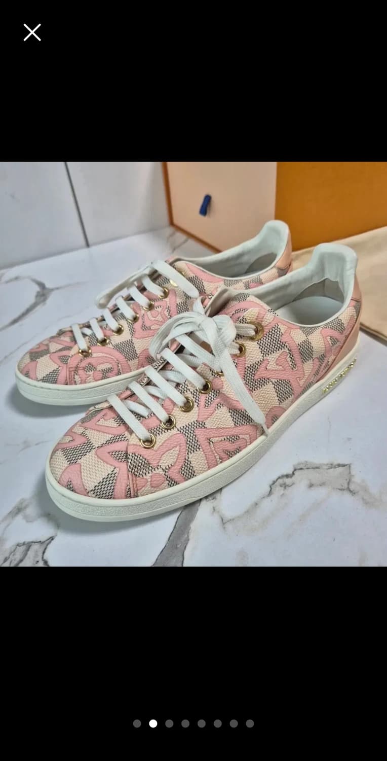 루이비통 한정판 스니커즈 상품이미지2