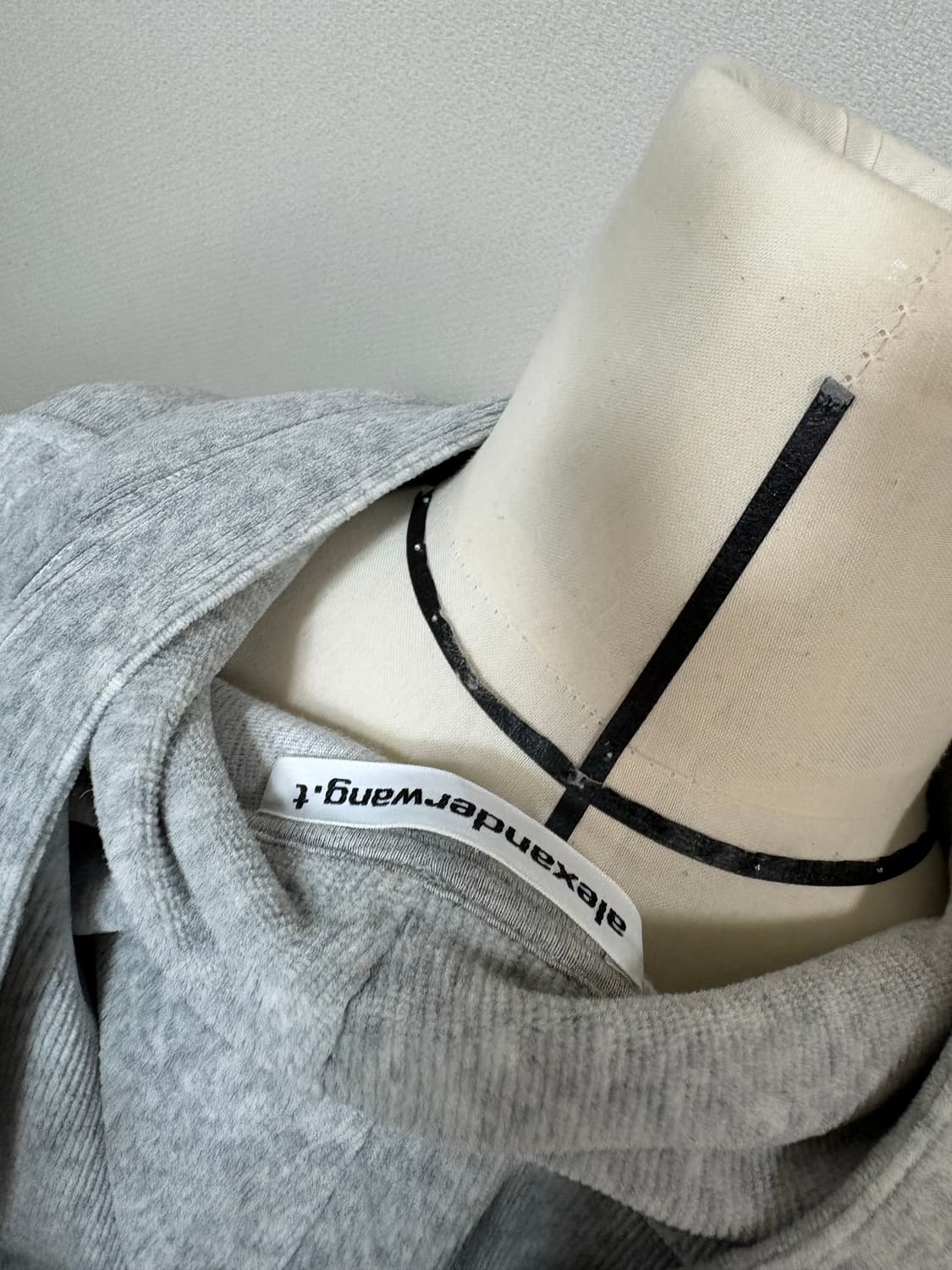 알렉산더왕 alexanderwang 벨벳 크롭후드 그레이 상품이미지4