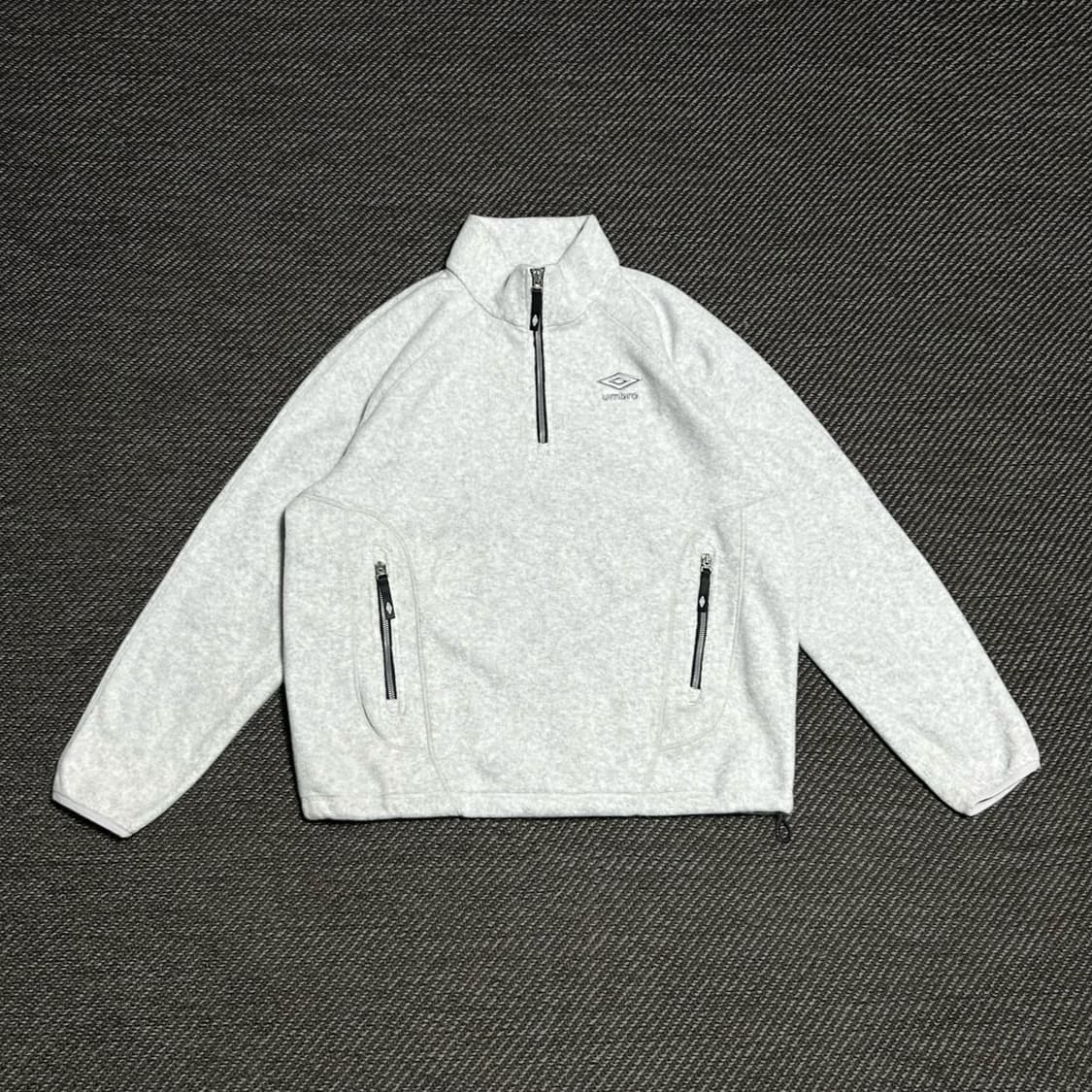 [M] Umbro 엄브로 라이트그레이 후리스 반집업 풀오버 상품이미지1