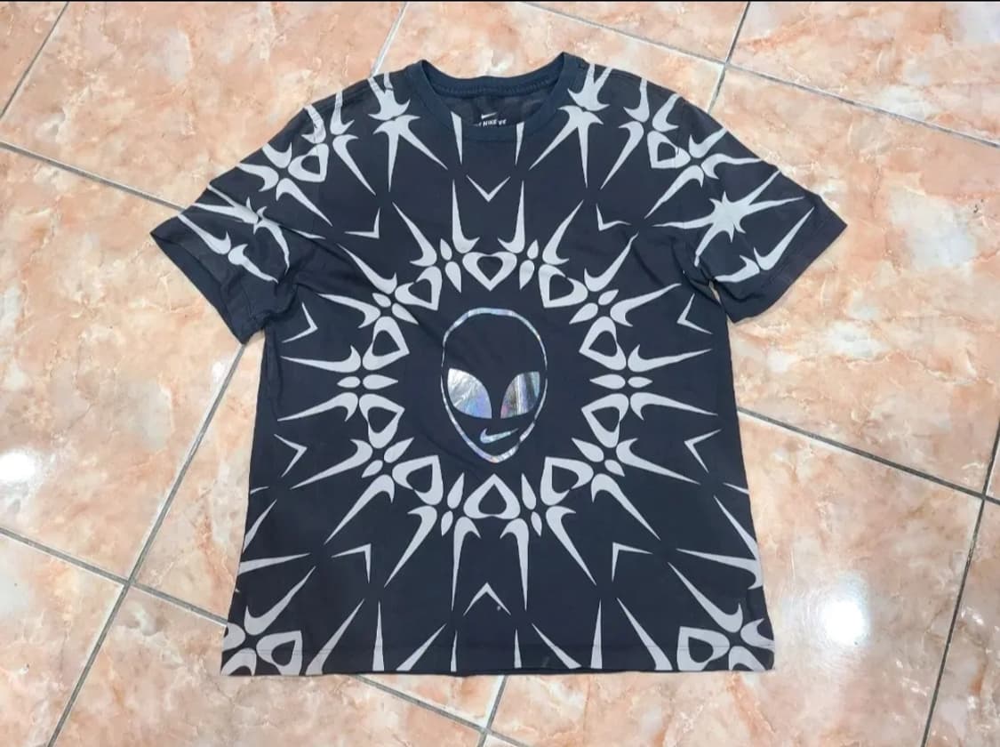 나이키 에일리언 티셔츠 블랙 상품이미지1