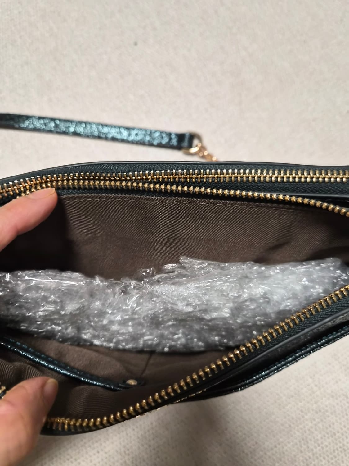 마리아 꾸르끼(MARJA KURKI) 소가죽 체인 숄더/크로스백 상품이미지4