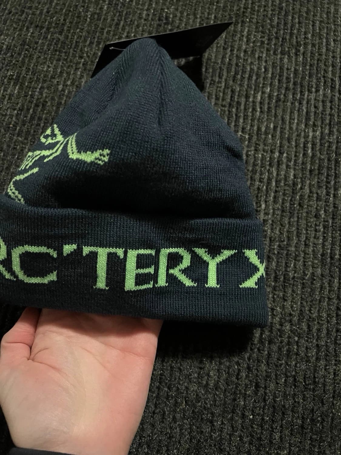 20FW 팔라스 x 아크테릭스 비니 틸 상품이미지3