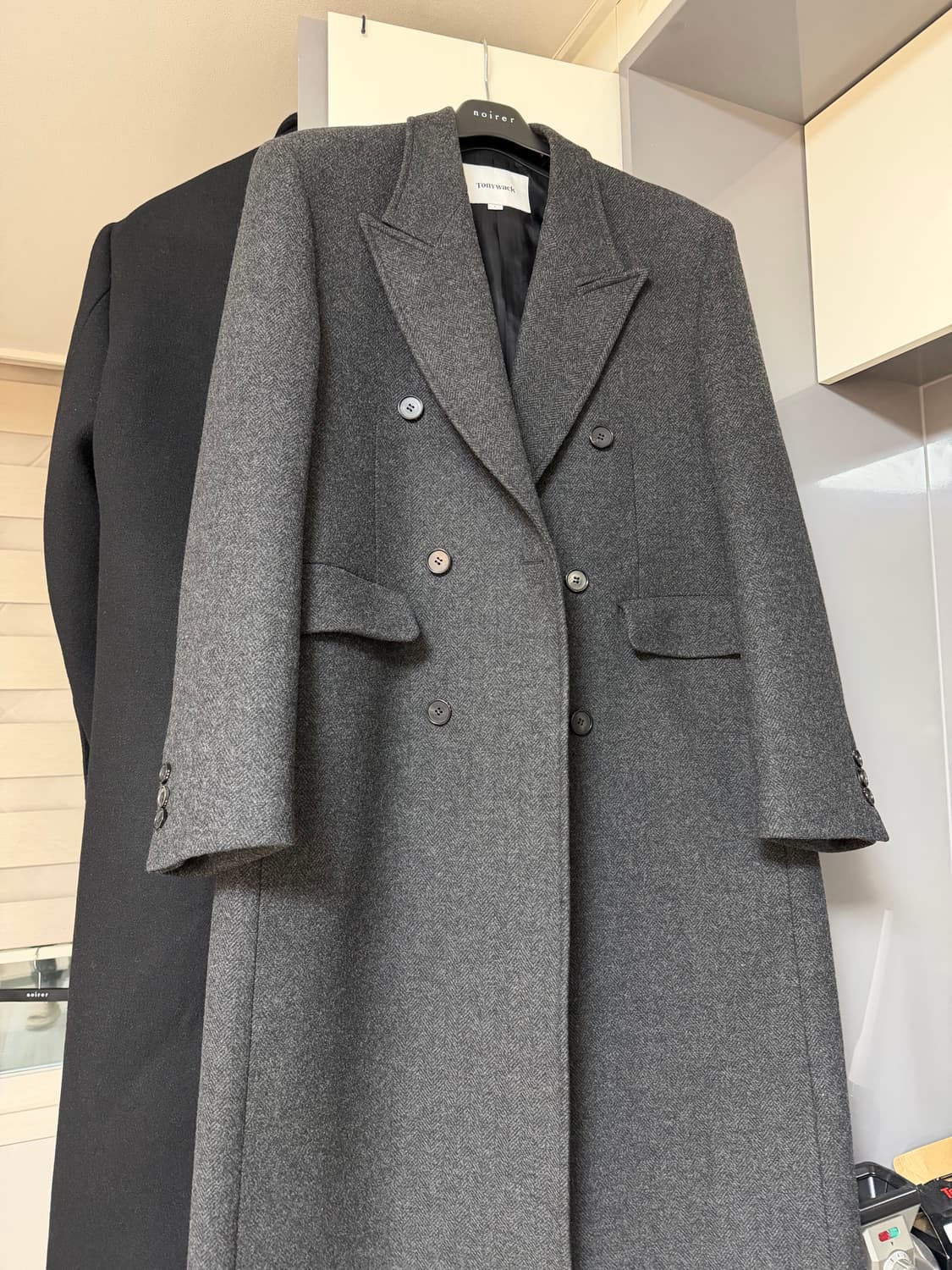 토니웩 다크헤링본 코트 판매합니다  Herringbone Wool Dou 상품이미지1