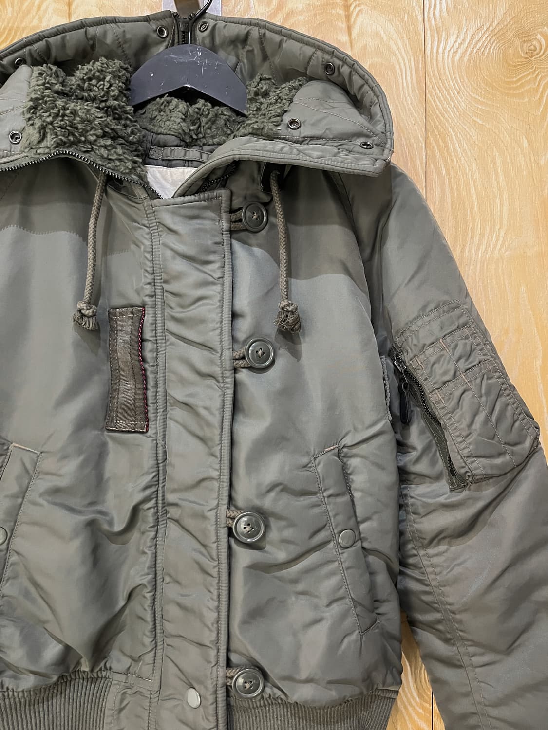 데님 앤 서플라이 U.S.A.F 타입 N-2B 상품이미지4