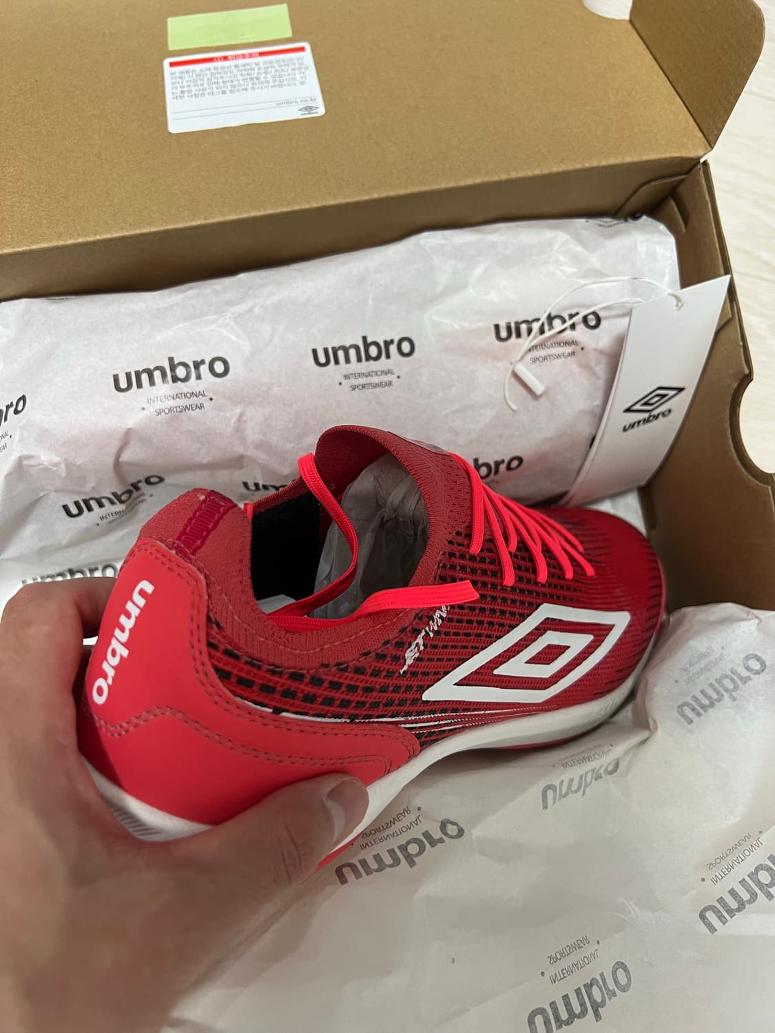 엄브로 제트윈드tf 상품이미지4