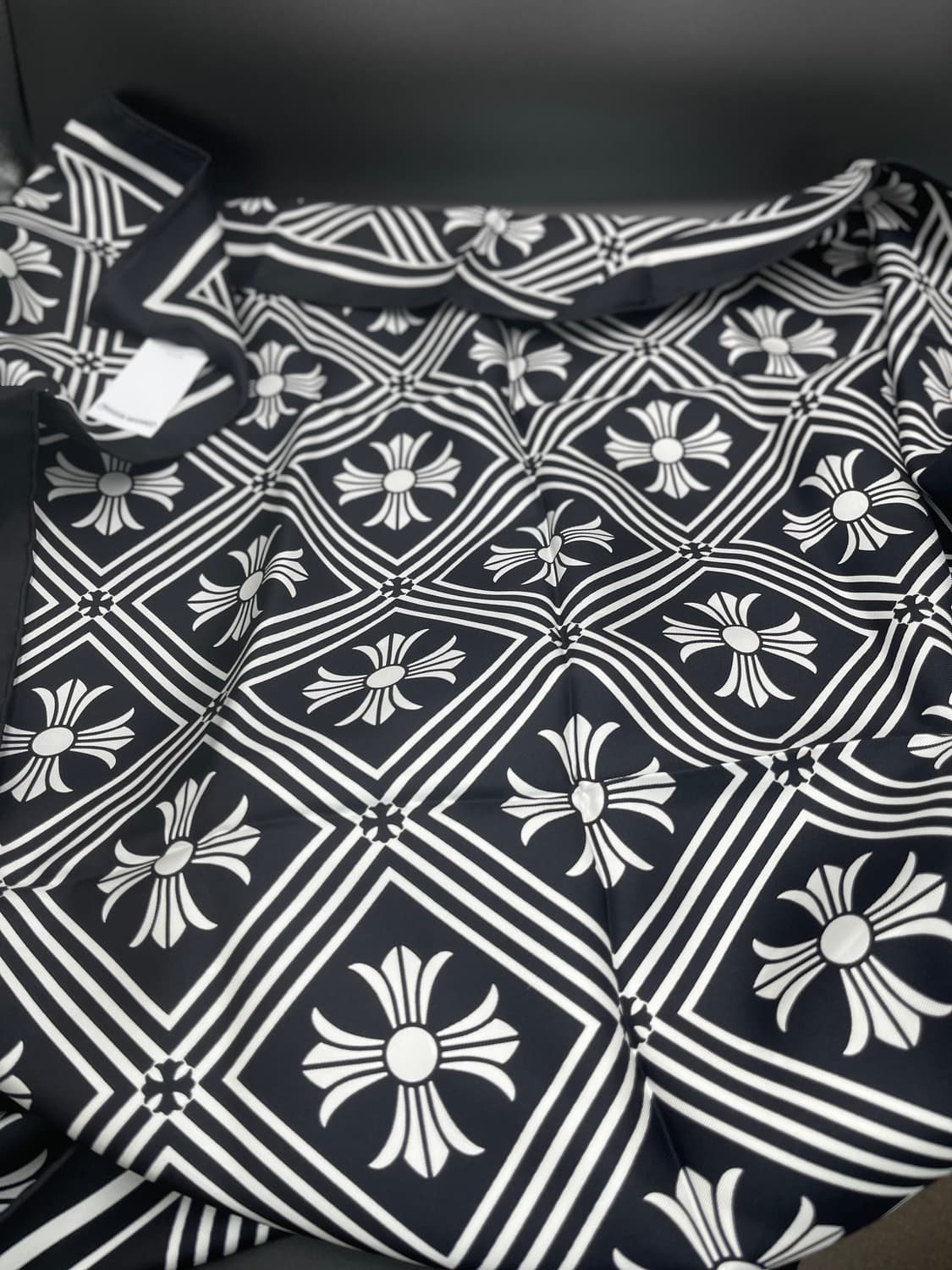 크롬하츠 실크 스카프 매치 플러스 블랙 상품이미지2