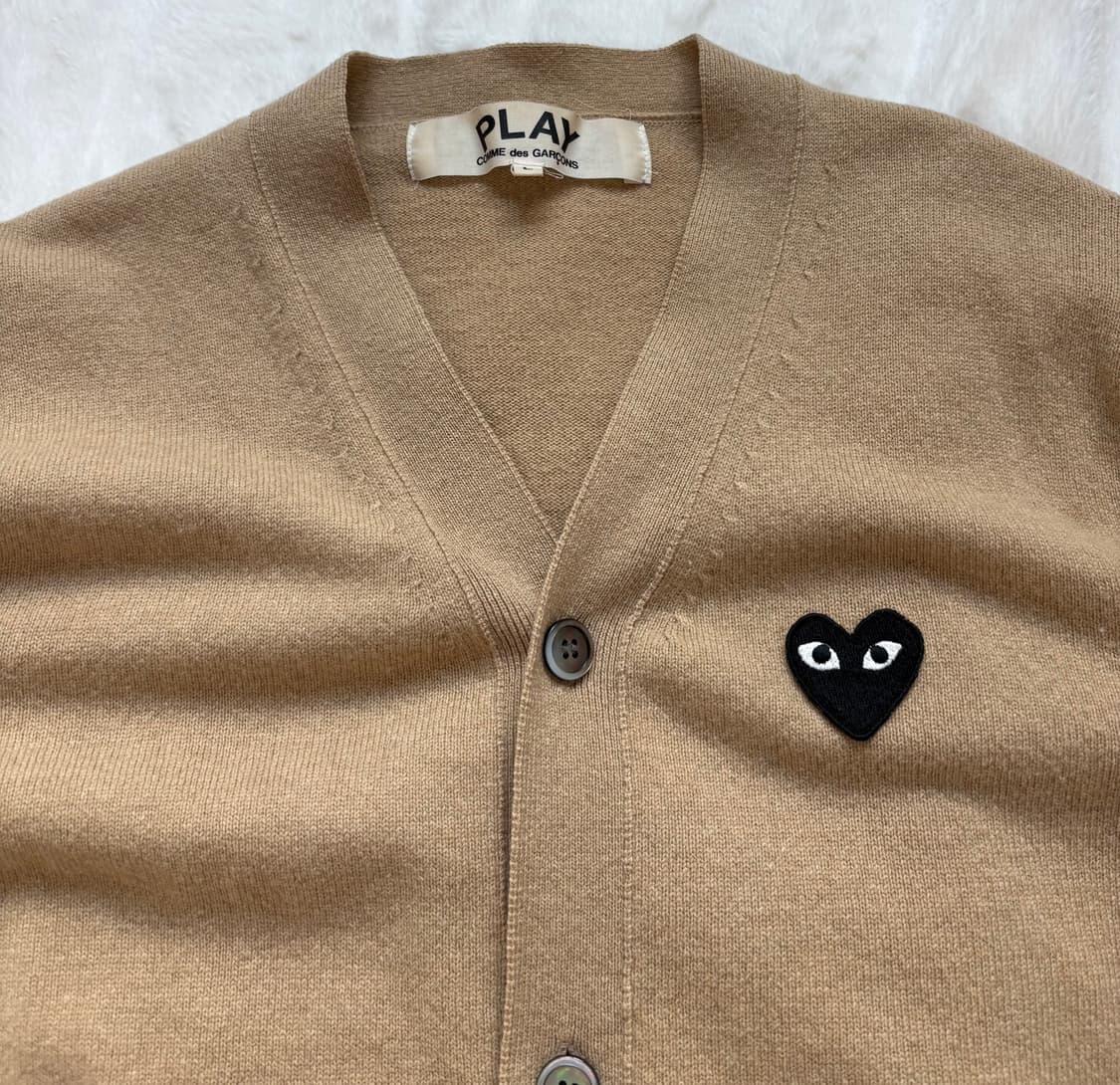 꼼데가르송 플레이 하트 가디건 차콜,베이지 / XL,L 상품이미지6