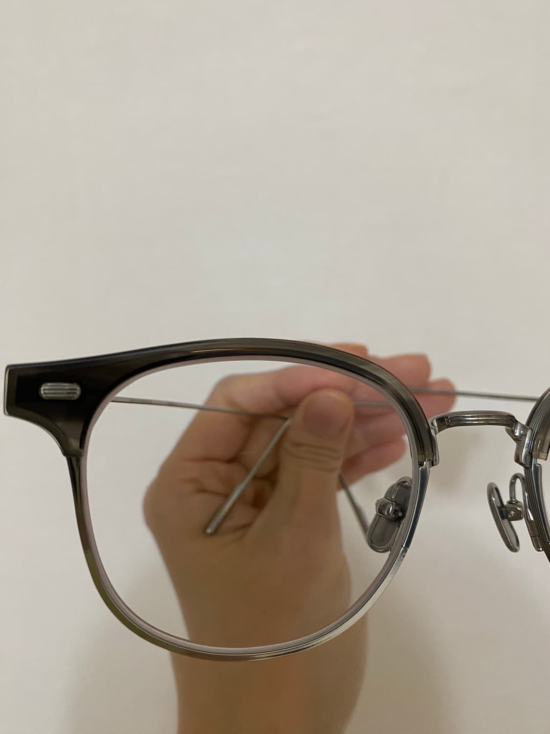 젠틀몬스터 알리오x gd1 그레이 마블컬러 상품이미지3