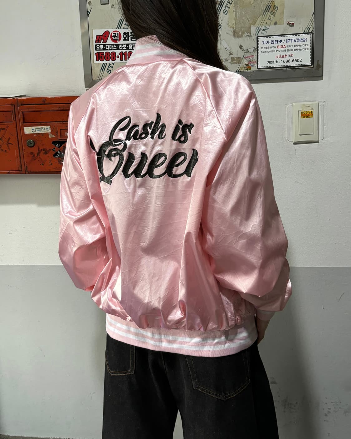 90s 올드스쿨 핑크 유광 자수 스타디움jk   상품이미지3