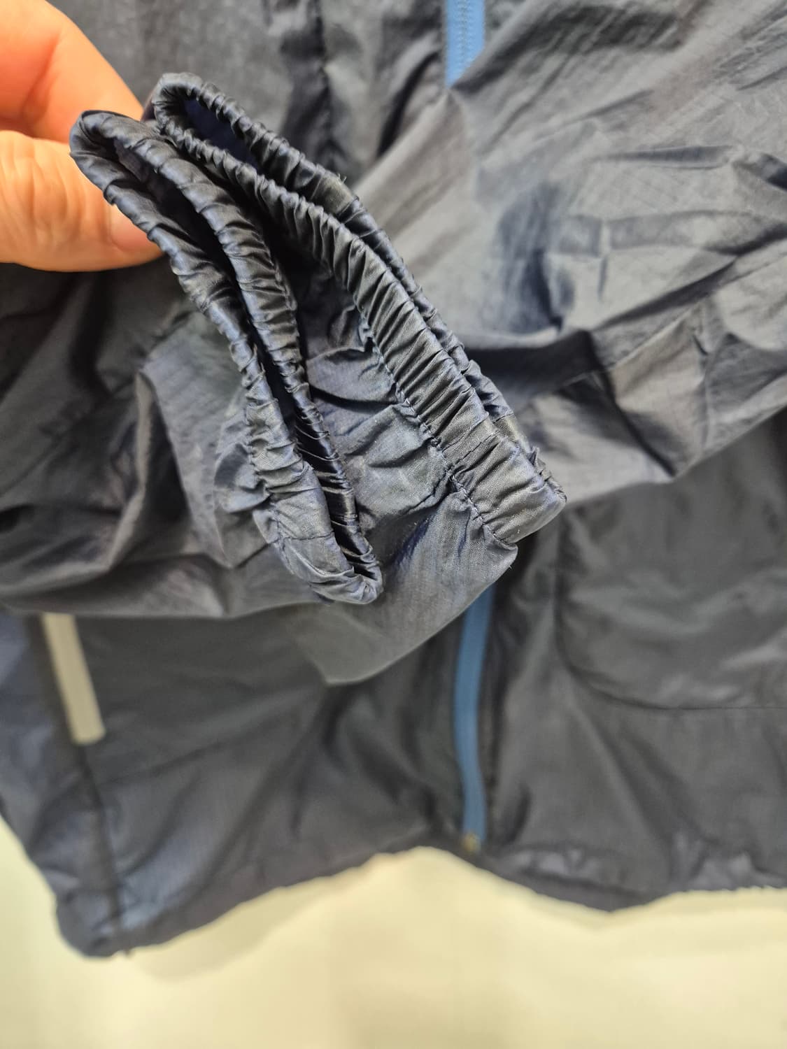 디스커버리 익스페디션 브랜드의 남성 바람막이 95
사이즈  상품이미지4