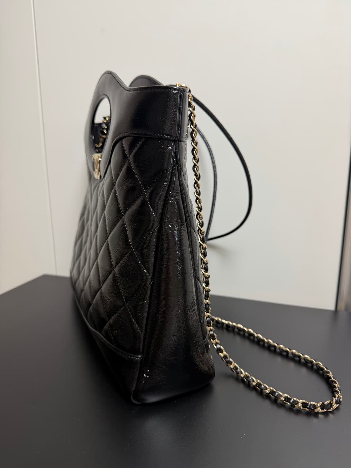 샤넬 31백 스몰 쇼핑백 상품이미지4