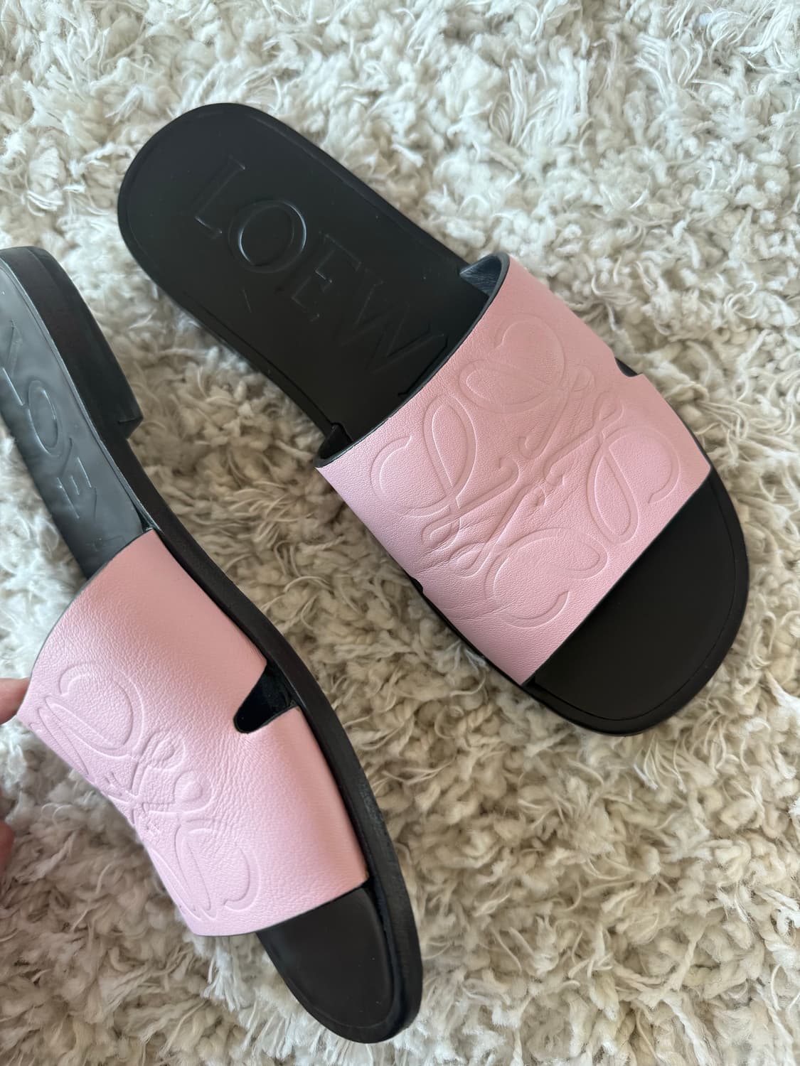 로에베 가죽 슬리퍼 상품이미지2