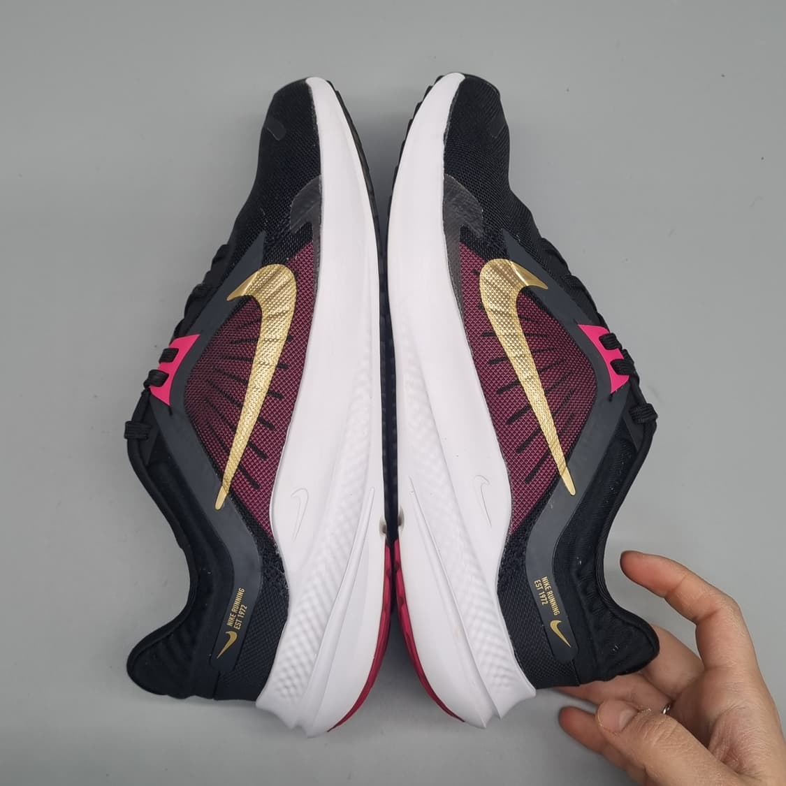 나이키 퀘스트5  여성런닝화245 상품이미지5