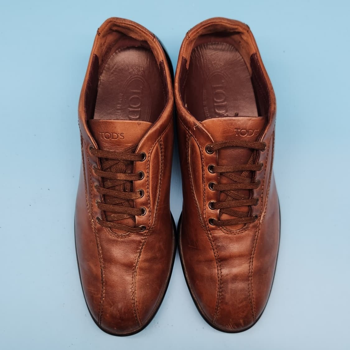 ooo 토즈 레더 여성스니커즈 실사이즈 235 상품이미지2